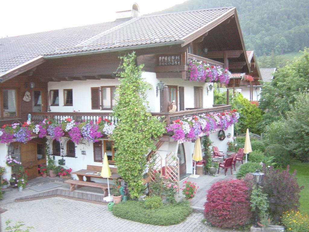 Ferienhotel Hahn Garni โรพอลดิง ภายนอก รูปภาพ